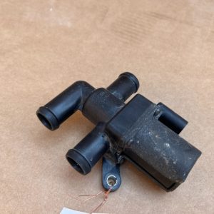 Supapa control la aproape 0 km VW Golf 7 1T0820036D 1T0 820 036 D - Dezmembrari Auto
