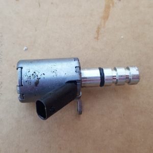 Supapa pompa ulei VW Passat B8 04L906455B 04L 906 455 B - Dezmembrari Auto