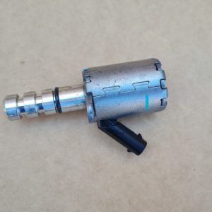 Supapa pompa ulei VW Passat B8 04L906455B 04L 906 455 B - Dezmembrari Auto