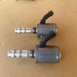 Supapa ulei VW Golf 7 Passat B8 Arteon Tiguan Skoda Octavia 3 Audi A3 8V 04L906455A 04L 906 455 A la 0 km - Dezmembrari Auto