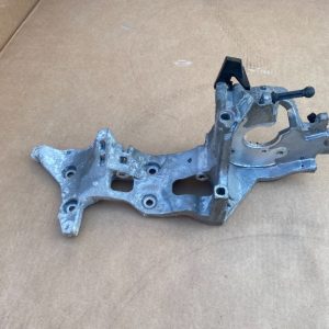 Suport accesorii Audi A6 C7 2.0 tdi 04L903143D 04L 903 143 D la 0 km - Dezmembrari Auto
