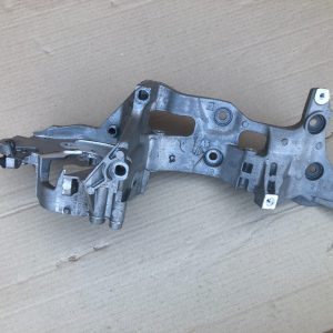 Suport accesorii VW Arteon 2.0 tdi 240 cp 04L903143D 04L 903 143 D la 0 km - Dezmembrari Auto
