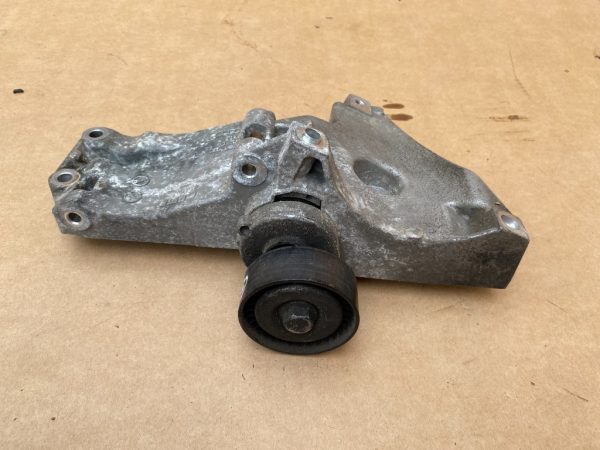 Suport accesorii VW Golf 6 036260885 036 260 885 - Dezmembrari Auto