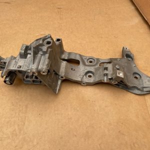 Suport accesorii VW Golf 7 2016 1.6 tdi 04L903143D 04L 903 143 D la 0 km - Dezmembrari Auto