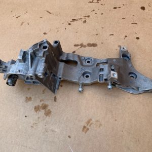 Suport accesorii VW Golf 7 2019 04L903143D 04L 903 143 D la 0 km - Dezmembrari Auto