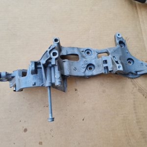 Suport accesorii VW Jetta 2017 2.0 tdi 04L903143D 04L 903 143 D la 0 km - Dezmembrari Auto
