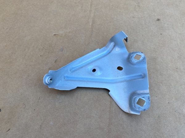 Suport aripa dreapta BMW X1 F48 2017 7351516 - Dezmembrari Auto