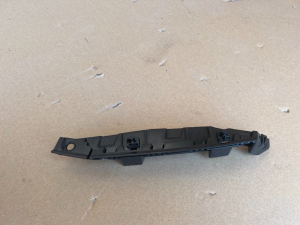 Suport aripa dreapta fata VW Caddy Ford Connect din 2023 2KF807184 2KF 807 184 - Dezmembrari Auto