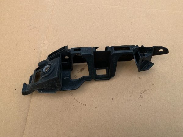 Suport aripa dreapta fata VW Golf 7 2016 5G0807184A 5G0 807 184 A - Dezmembrari Auto