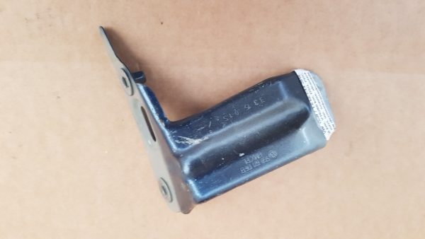 Suport aripa dreapta VW Golf 7 5G0821136B 5G0 821 136 B - Dezmembrari Auto