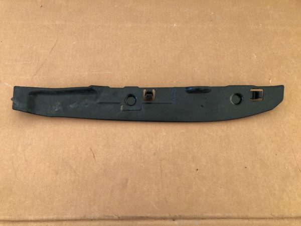Suport aripa dreapta VW Jetta 2016 5C6821112A 5C6 821 112 A - Dezmembrari Auto