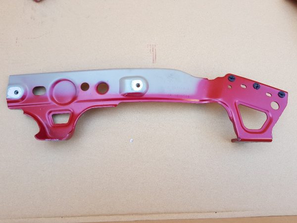 Suport aripa stanga fata VW Arteon 3G8821141L 3G8 821 141 L - Dezmembrari Auto