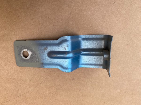 Suport aripa stanga VW Caddy Ford Tourneo Connect 2023 2K7809471 2K7 809 471 - Dezmembrari Auto