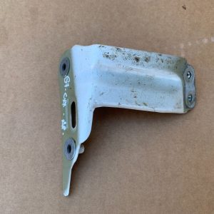 Suport aripa stanga VW Golf 7 5G0821135B 5G0 821 135 B - Dezmembrari Auto
