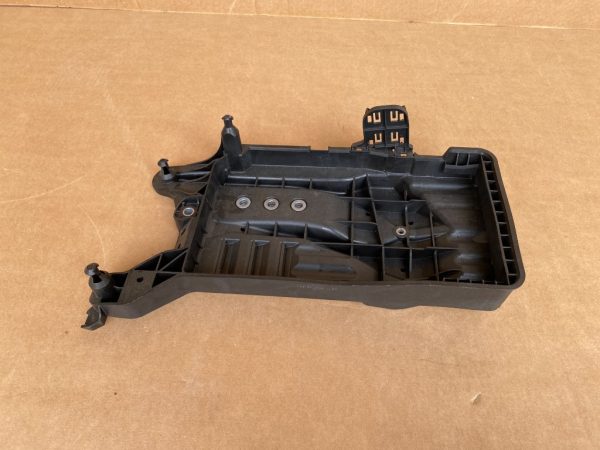 Suport baterie Ford Tourneo Connect 2023 5R3915331A 5R3 915 331 A la 0 km - Dezmembrari Auto