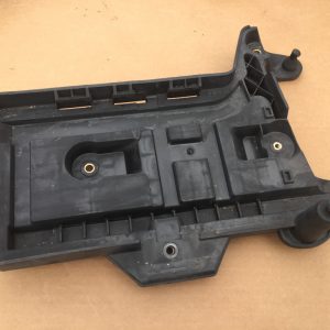 Suport baterie Seat Alhambra 2 7N0915333 7N0 915 333 - Dezmembrari Auto