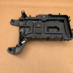 Suport baterie VW Jetta 2017 1K0915333 1K0 915 333 la 0 km - Dezmembrari Auto