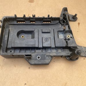 Suport baterie VW Jetta 2017 1K0915333H 1K0 915 333 H la 0 km - Dezmembrari Auto