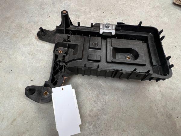 Suport baterie VW Sharan 1K0915333H 1K0 915 333 H la 0 km - Dezmembrari Auto