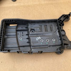 Suport baterie VW Touran 2017 5QF915325B 5QF 915 325 B - Dezmembrari Auto