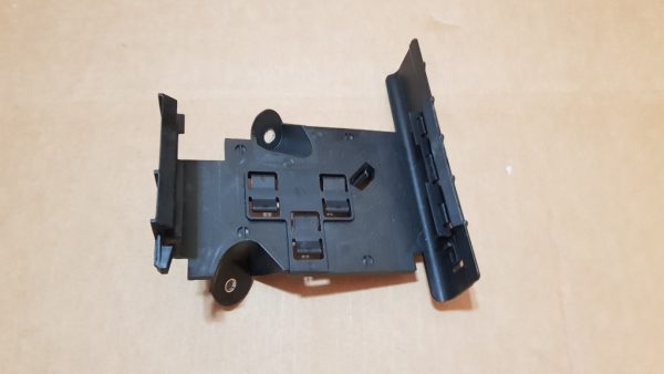 Suport calculator VW Passat B8 5Q0906507F 5Q0 906 507 F - Dezmembrari Auto