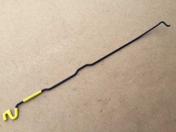 Suport capota motor VW Polo 1.0 TSI DKZ 2G0823363A 2G0 823 363 A - Dezmembrari Auto