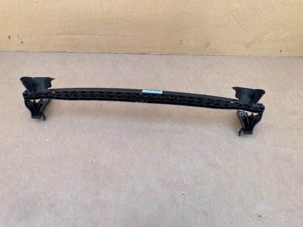 Suport central bara fata VW Golf 7 2016 5G0805706G 5G0 805 706 G - Dezmembrari Auto