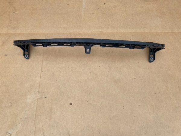 Suport central bara fata VW Golf 7 5G0805705C 5G0 805 705 C - Dezmembrari Auto