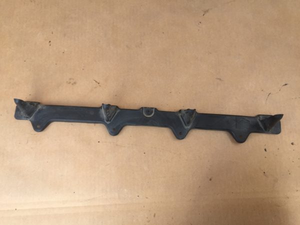 Suport central bara spate Audi A3 8P 8P4807861 8P4 807 861 - Dezmembrari Auto