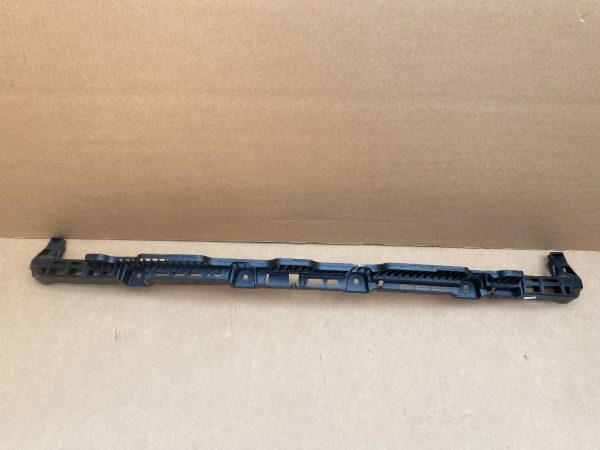 Suport central bara spate VW Golf 7 5G6807863C 5G6 807 863 C - Dezmembrari Auto