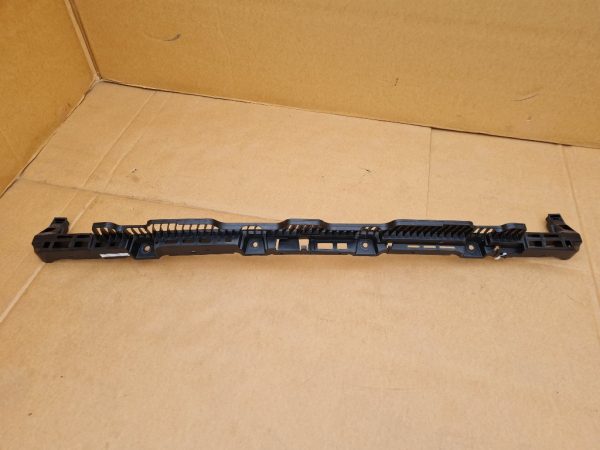 Suport central bara spate VW Golf 7 hatchback 2019 5G6807863C 5G6 807 863 C - Dezmembrari Auto