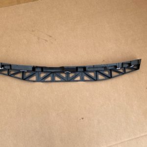 Suport central bara spate VW Passat B8 combi 3G9807863B 3G9 807 863 B - Dezmembrari Auto