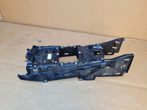 Suport consola centrala Audi Q8 2019 4M0863243C 4M0 863 243 C - Dezmembrari Auto