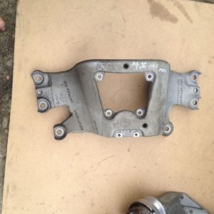 Suport cutie viteze Audi A6 4F cod 4F0399263K 4f0 399 263 k - Dezmembrari Auto