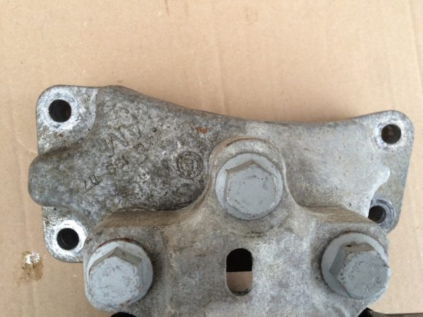 Suport cutie viteze VW Audi Skoda Seat cod 1K0199177AM 1K0 199 177 AM - Dezmembrari Auto
