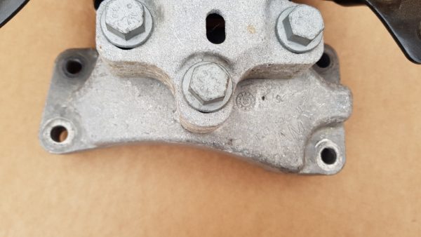 Suport cutie viteze VW Golf 7 1K0199117 1K0 199 117 - Dezmembrari Auto