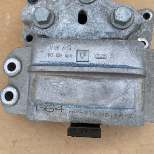 Suport cutie viteze VW Jetta 2017 2.0 tdi 1K0199555CF 1K0 199 555 CF la 0 km - Dezmembrari Auto