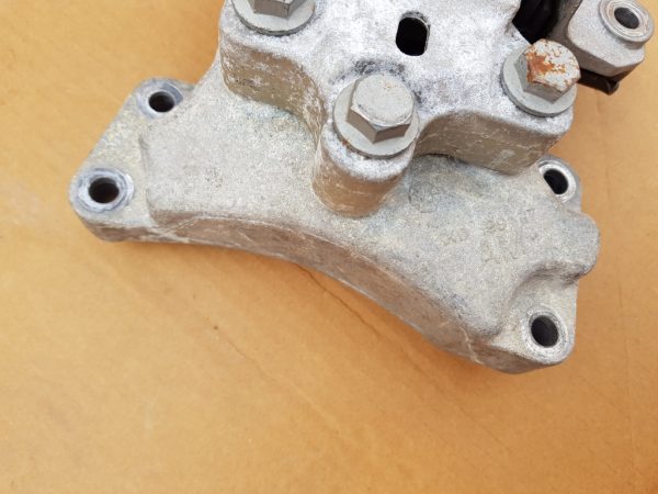 Suport cutie viteze VW Passat CC 1K0199117AM 1K0 199 117 AM - Dezmembrari Auto