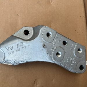 Suport cutie VW Sharan Tiguan 5N0199117A 5N0 199 117 A - Dezmembrari Auto