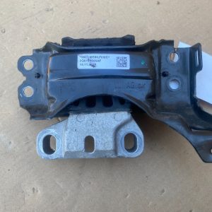 Suport cutie VW T-ROC Polo 2Q0199555AD 2Q0 199 555 AD 2Q0199555AF 2Q0 199 555 AF - Dezmembrari Auto