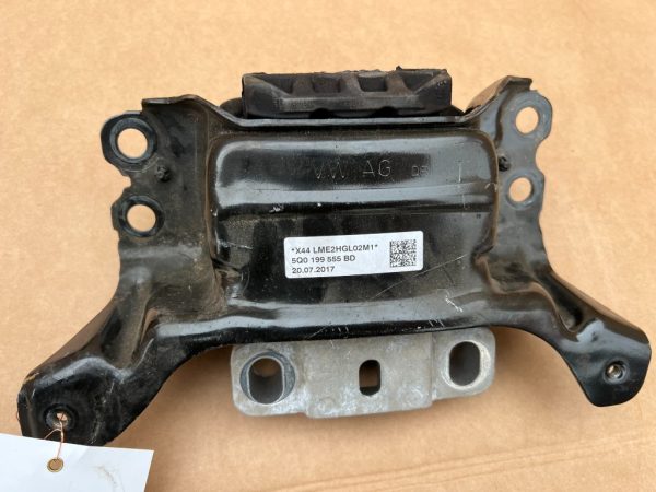 Suport cutie VW T-ROC Polo 5Q0199555BD 5Q0 199 555 BD - Dezmembrari Auto