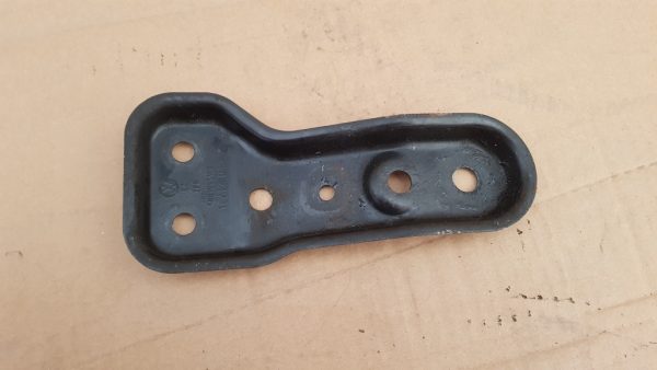Suport dreapta Audi A3 8V 5Q0199518D 5Q0 199 518 D - Dezmembrari Auto