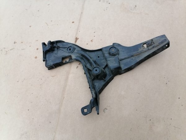 Suport dreapta bara spate Audi A3 8V 2 usi 8V3807378 8V3 807 378 - Dezmembrari Auto