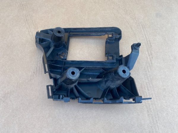 Suport dreapta bara spate Audi A6 C7 sedan 4G5807394D 4G5 807 394 D - Dezmembrari Auto