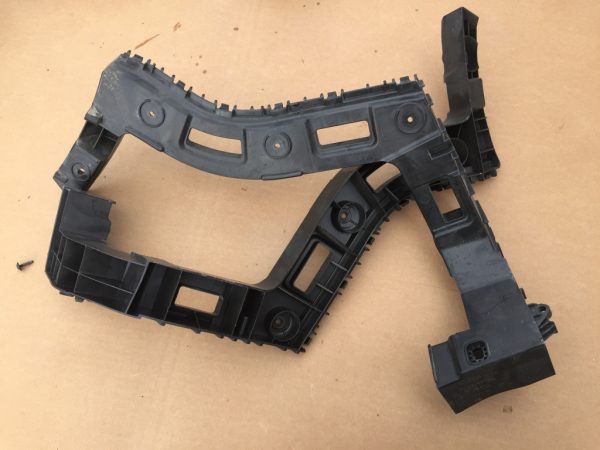 Suport stanga bara spate Seat Alhambra 2 7N0807393A 7N0 807 393 A - Dezmembrari Auto