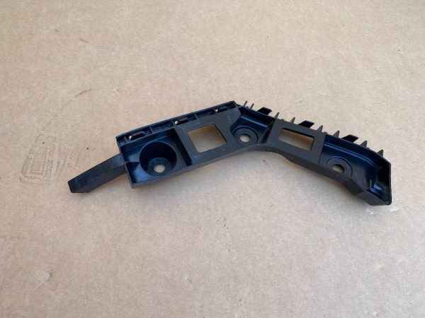 Suport dreapta bara spate VW Golf 7 facelift hatchback 5G6807394 5G6 807 394 - Dezmembrari Auto