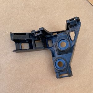 Suport dreapta bara spate VW Golf 7 hatchback 2016 5G6807394A 5G6 807 394 A - Dezmembrari Auto