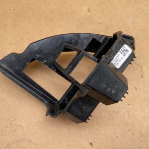 Suport dreapta bara spate VW Jetta 2017 5C6807394E 5C6 807 394 E - Dezmembrari Auto