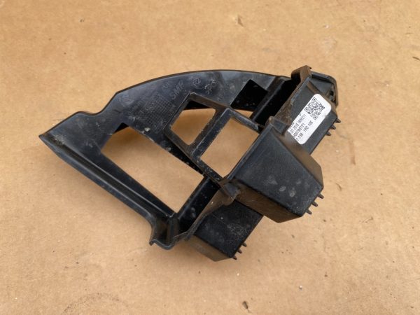 Suport dreapta bara spate VW Jetta 2017 5C6807394E 5C6 807 394 E - Dezmembrari Auto