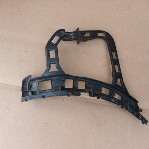 Suport dreapta bara spate VW Passat B7 alltrack 3AF807378A 3AF 807 378 A - Dezmembrari Auto